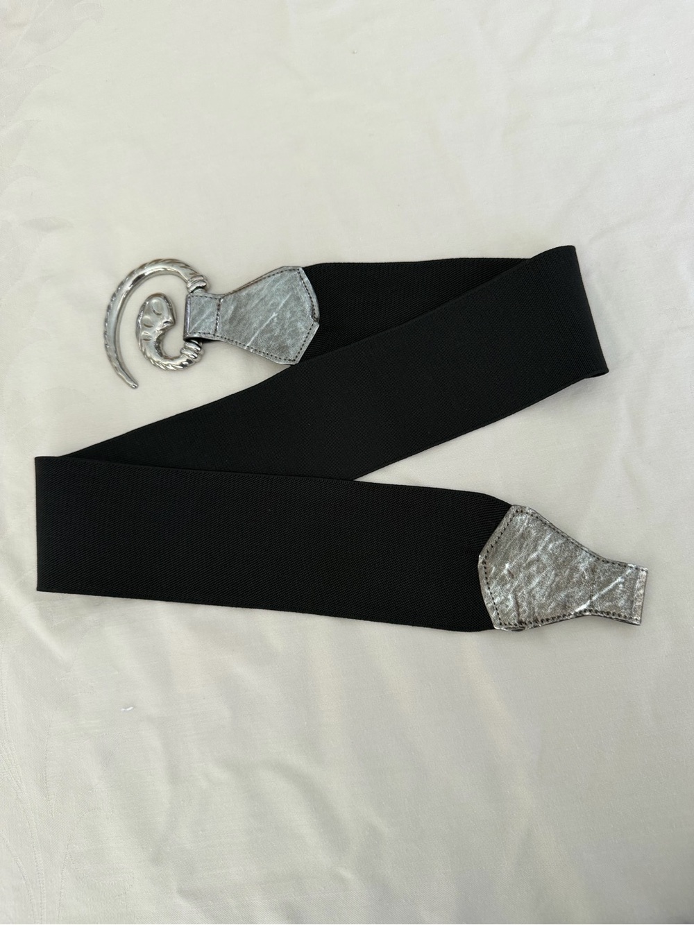 Women’s Black Stretch Waist Belt with Decorative Silver Swirl Buckle - Picture 4 of 6